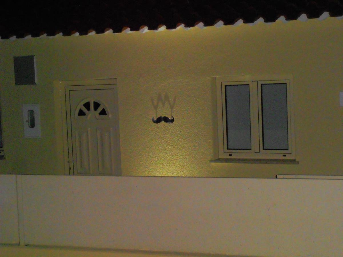 Mustache Studio Ourém Exteriér fotografie